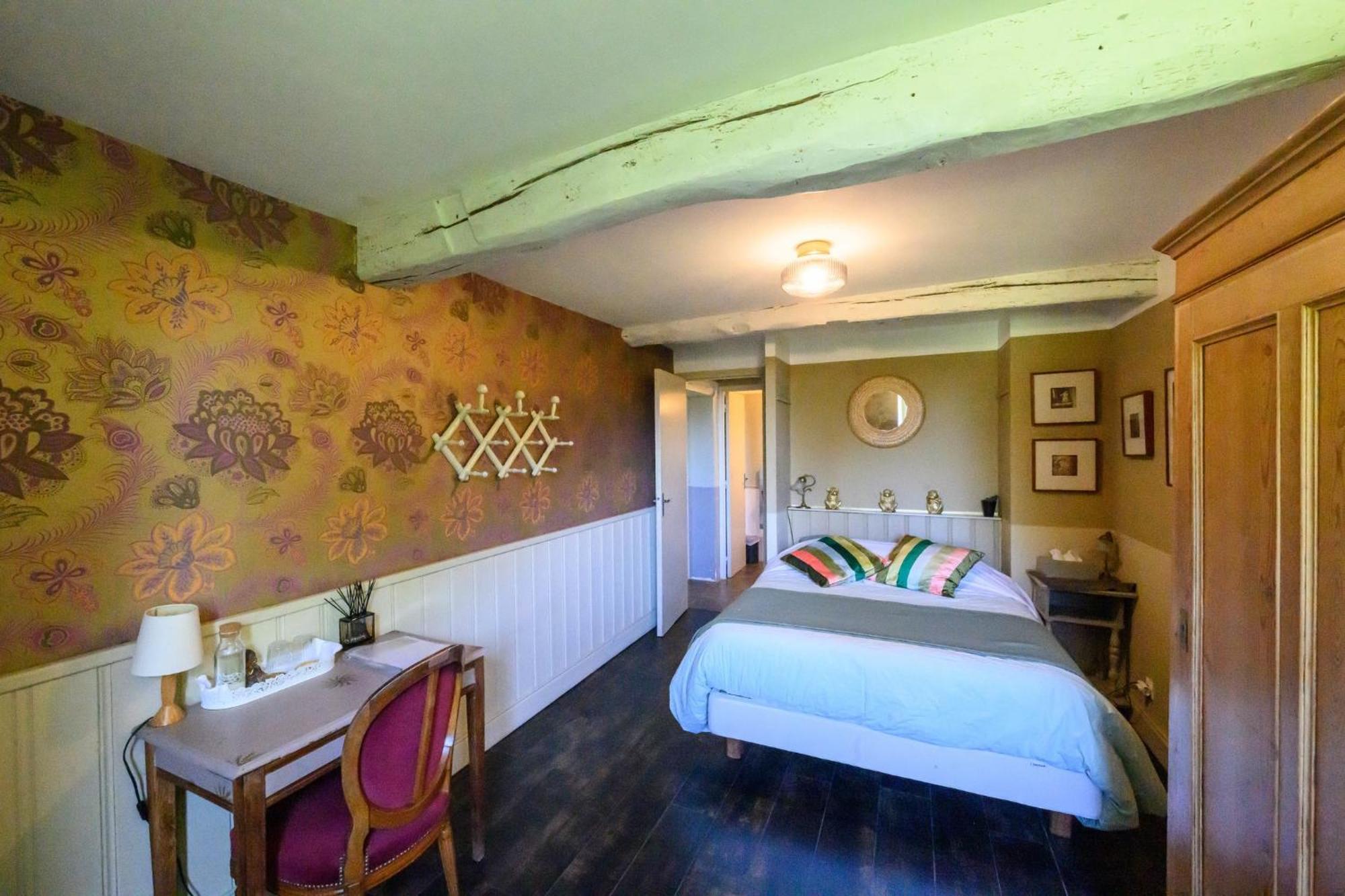 Hotel L'Apouticayre à Montaut  Extérieur photo